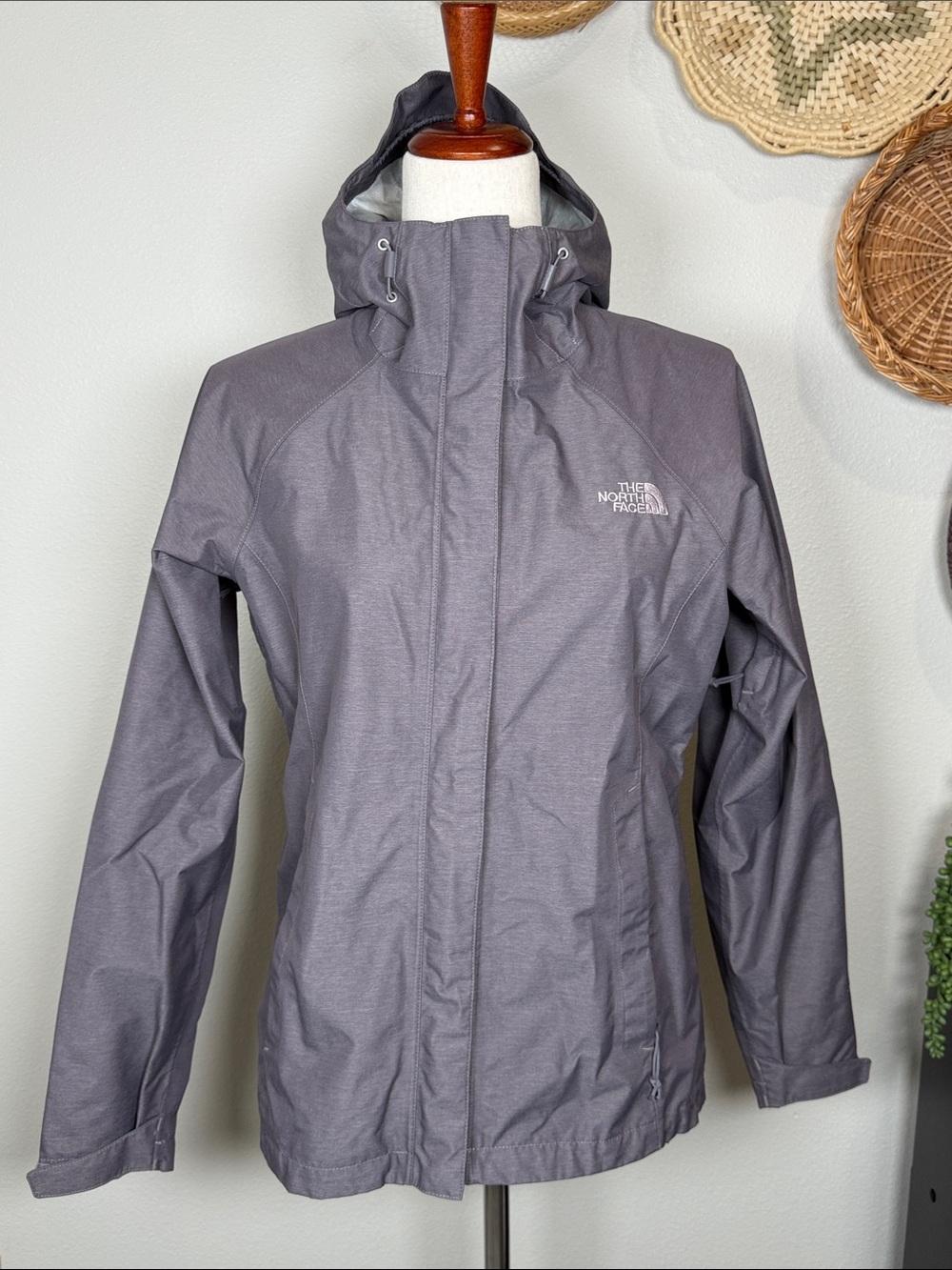 Women’s The North Face DryVent Rain Coat Purple/Gray Heather Size Small